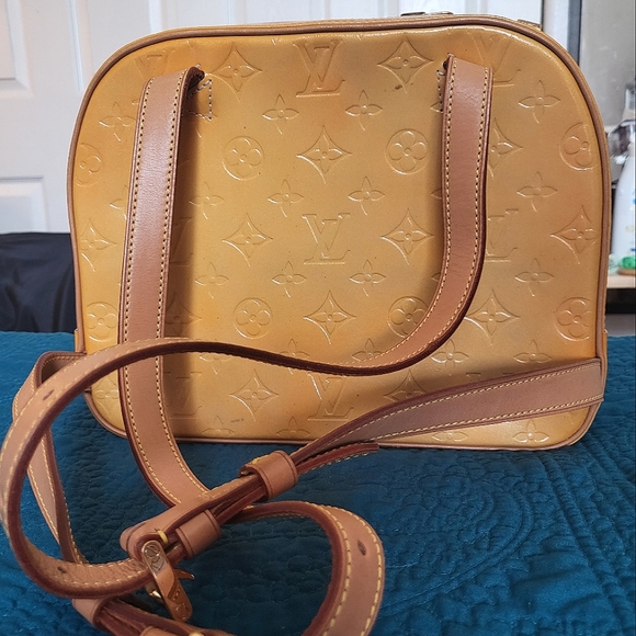 Louis Vuitton Murray Backpack in Yellow Vernis - Picture 6 of 16
